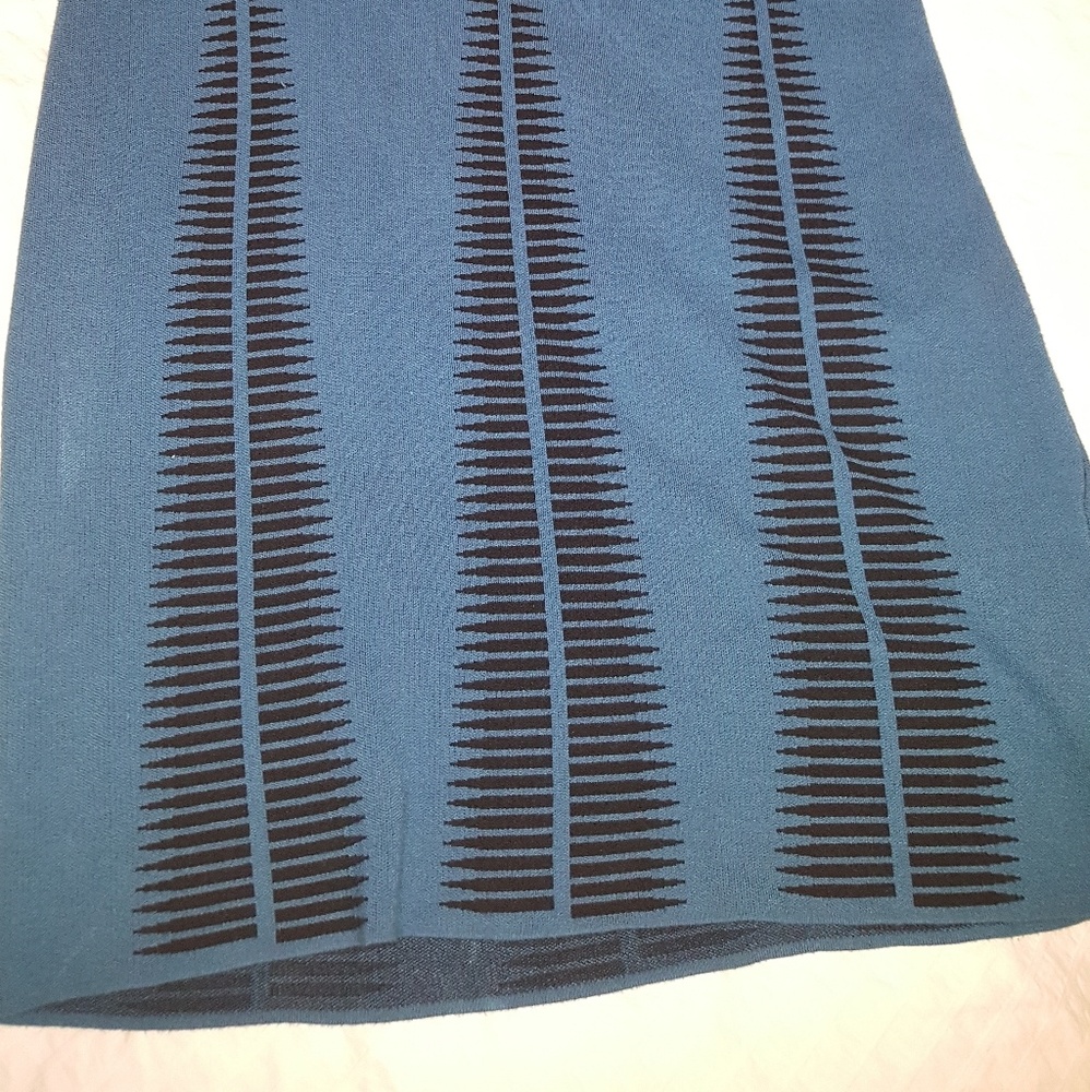 **SOLD**  BODYCON SWEATER DRESS - Picture 3 of 5